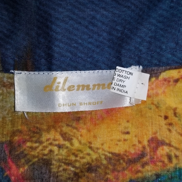 Vintage Dilemma Tunic Top - Picture 8 of 10